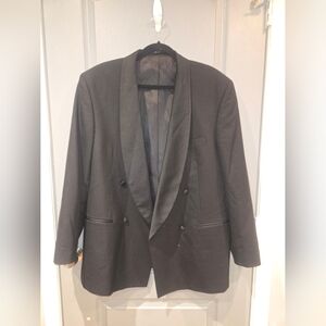 Elegant Black Tuxedo Blazer (Unisex)